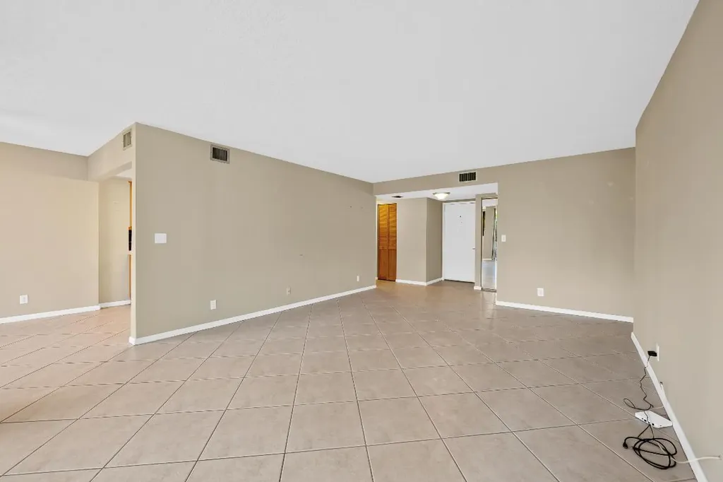 800 Jeffery Street Boca Raton FL 33487