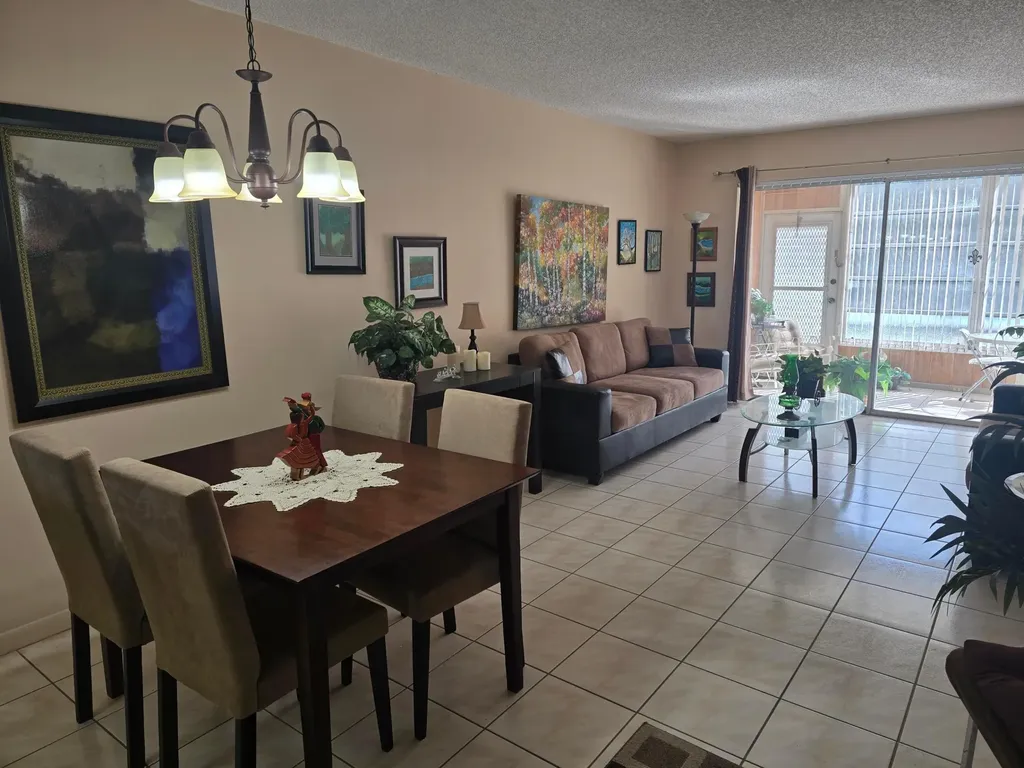 118 Lake Olive Drive West Palm Beach FL 33411
