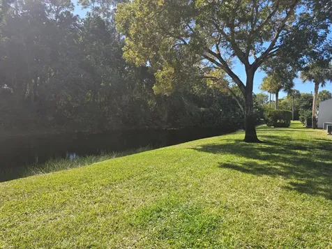 118 Lake Olive Drive West Palm Beach FL 33411