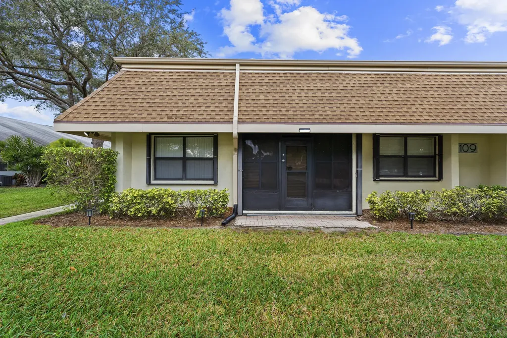 109 Half Moon Circle Jupiter FL 33458