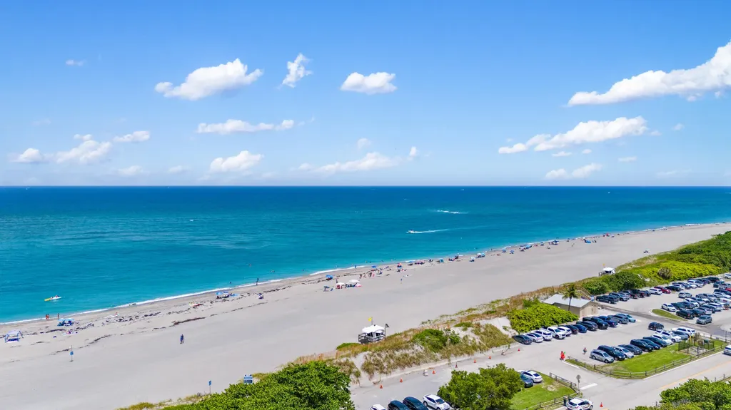 109 Half Moon Circle Jupiter FL 33458