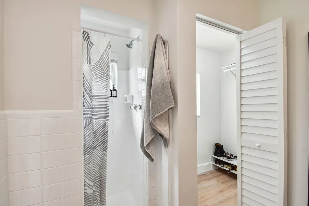 702 NE 10th Avenue Boynton Beach FL 33435