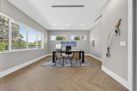 6463 NW 71st Terrace Parkland FL 33067