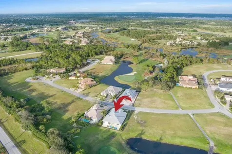 110 SE Via Verona Port St Lucie FL 34984