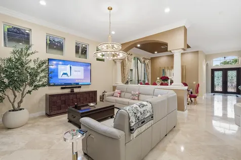 6321 Via Venetia N Delray Beach FL 33484