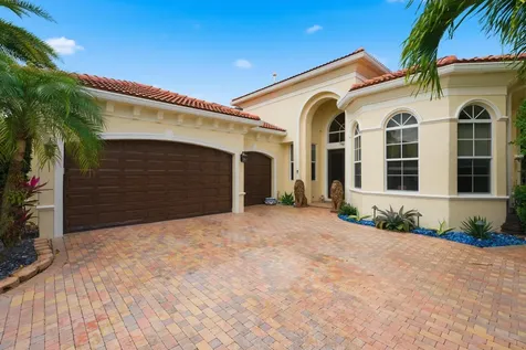 6321 Via Venetia N Delray Beach FL 33484