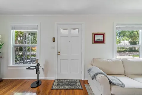 816 Avon Road West Palm Beach FL 33401