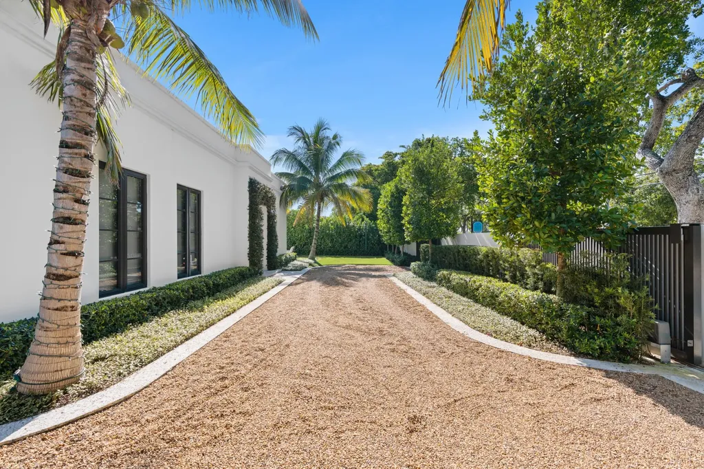 3218 S Olive Avenue West Palm Beach FL 33405