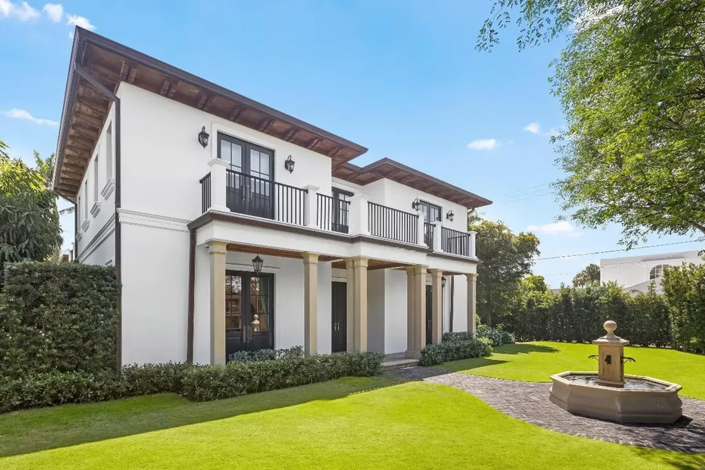 1053 N Lake Way Palm Beach FL 33480