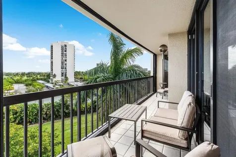 2450 Presidential Way West Palm Beach FL 33401