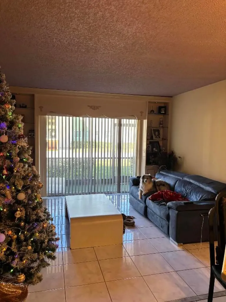 4147 NW 90th Avenue Coral Springs FL 33065