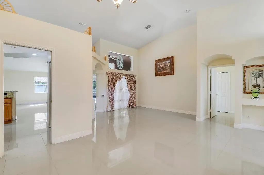 2085 SW Aladdin Street Port St Lucie FL 34953