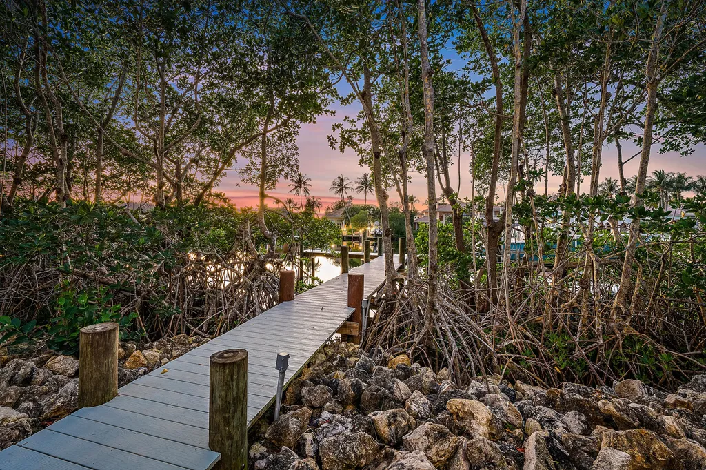 9176 SE River Terrace Jupiter FL 33469