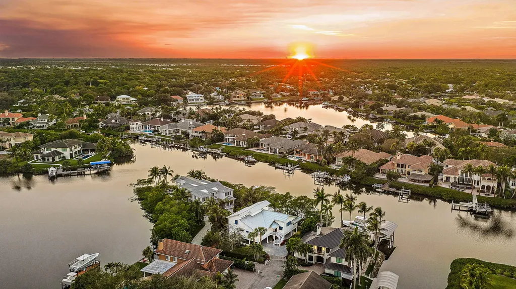 9176 SE River Terrace Jupiter FL 33469