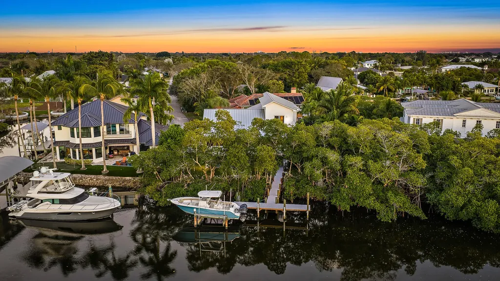 9176 SE River Terrace Jupiter FL 33469