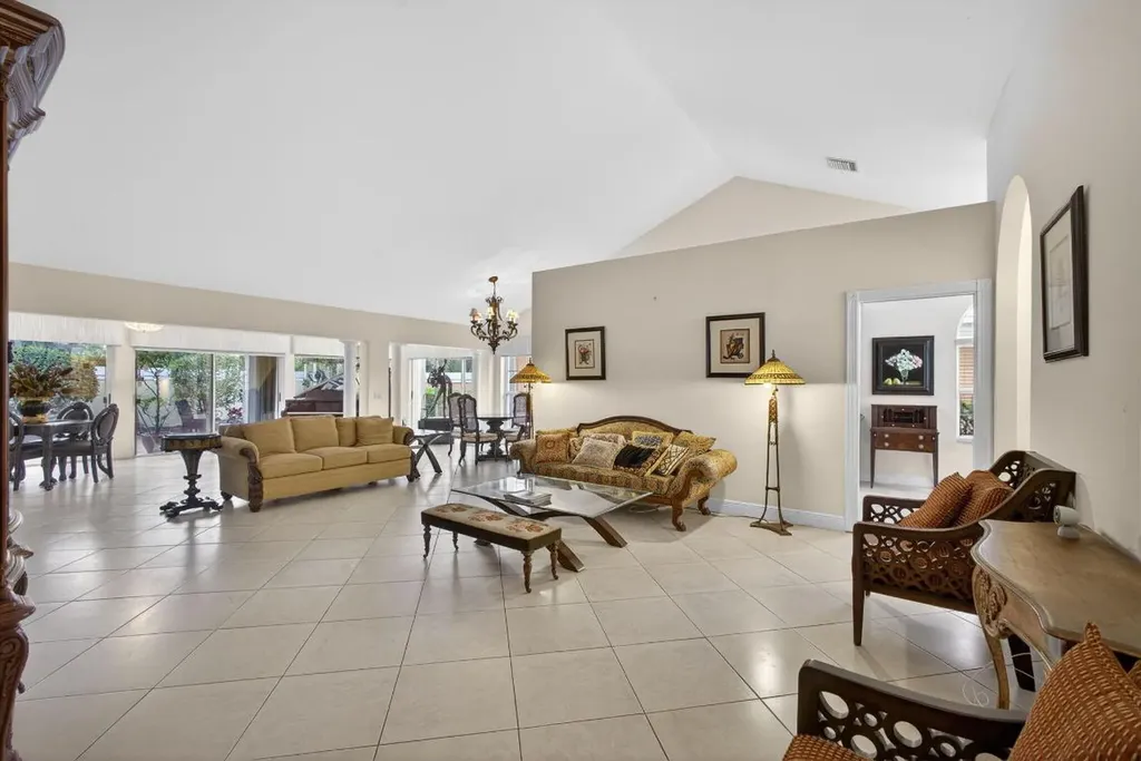 2347 Saratoga Bay Drive West Palm Beach FL 33409