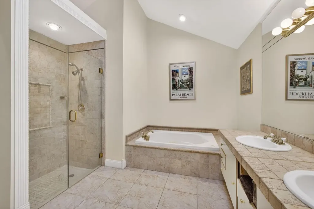 2347 Saratoga Bay Drive West Palm Beach FL 33409