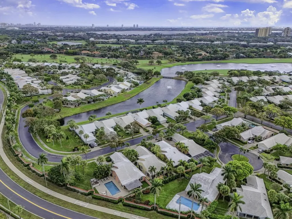 2347 Saratoga Bay Drive West Palm Beach FL 33409
