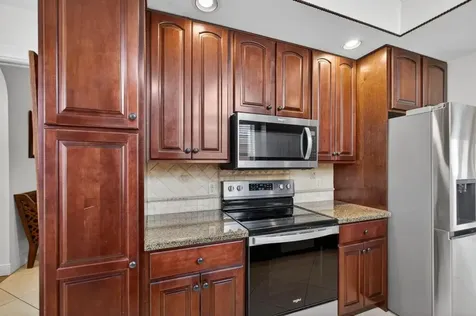 2347 Saratoga Bay Drive West Palm Beach FL 33409
