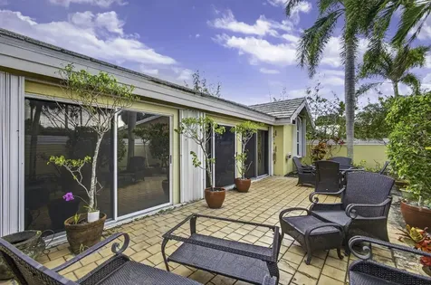 2347 Saratoga Bay Drive West Palm Beach FL 33409