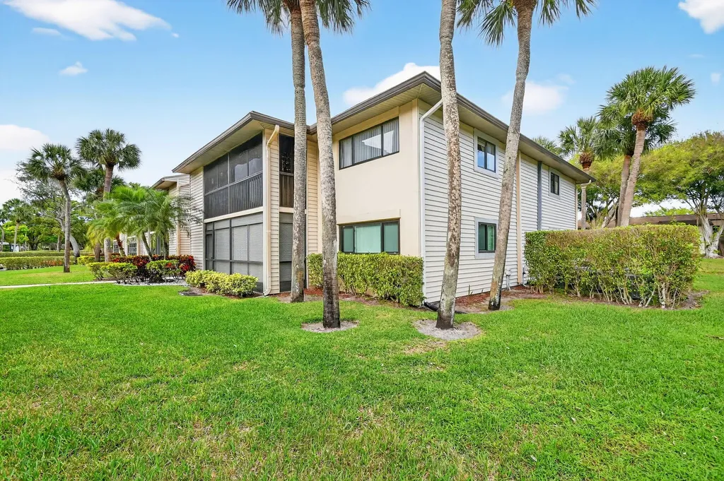 15488 Lakes Of Delray Boulevard Delray Beach FL 33484