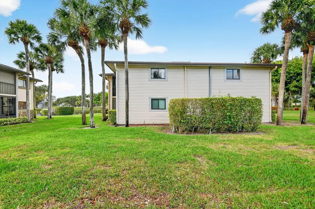 15488 Lakes Of Delray Boulevard Delray Beach FL 33484