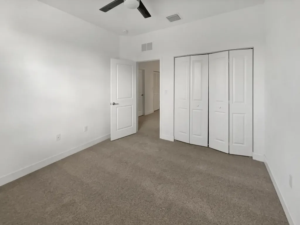 4879 NW 55th Place Fort Lauderdale FL 33319