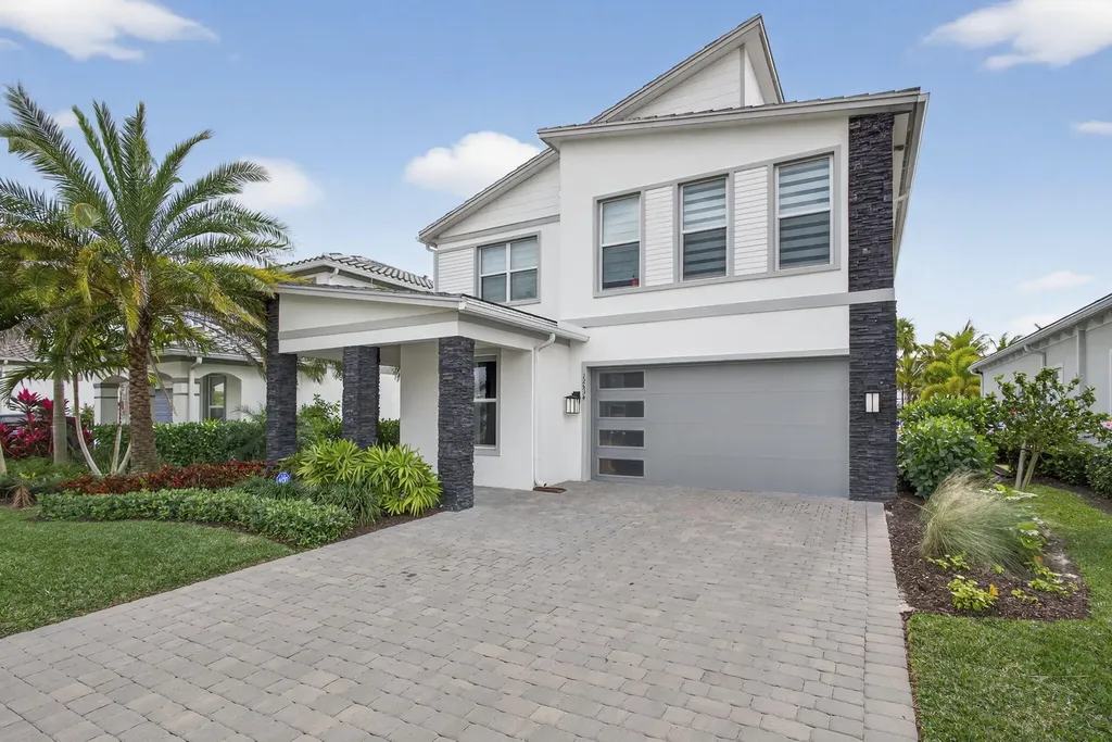 12534 Triumph Lane Palm Beach Gardens FL 33412