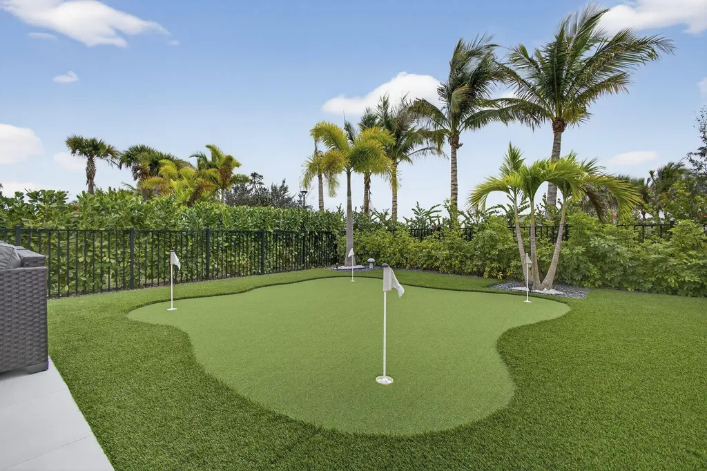 12534 Triumph Lane Palm Beach Gardens FL 33412