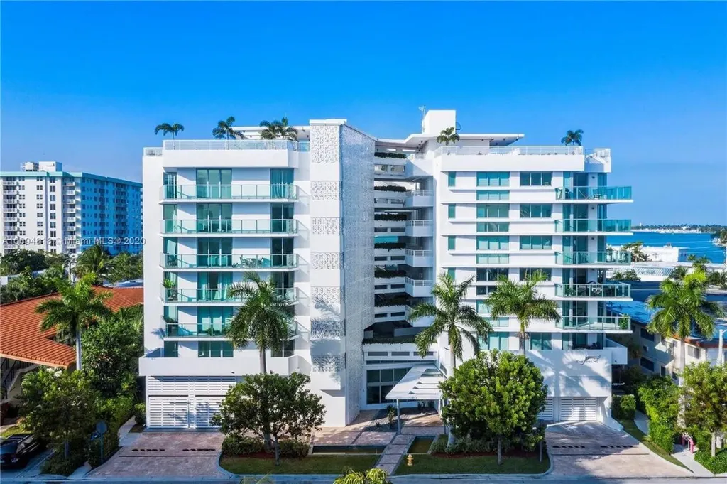 1133 102nd Street Bay Harbor Islands FL 33154