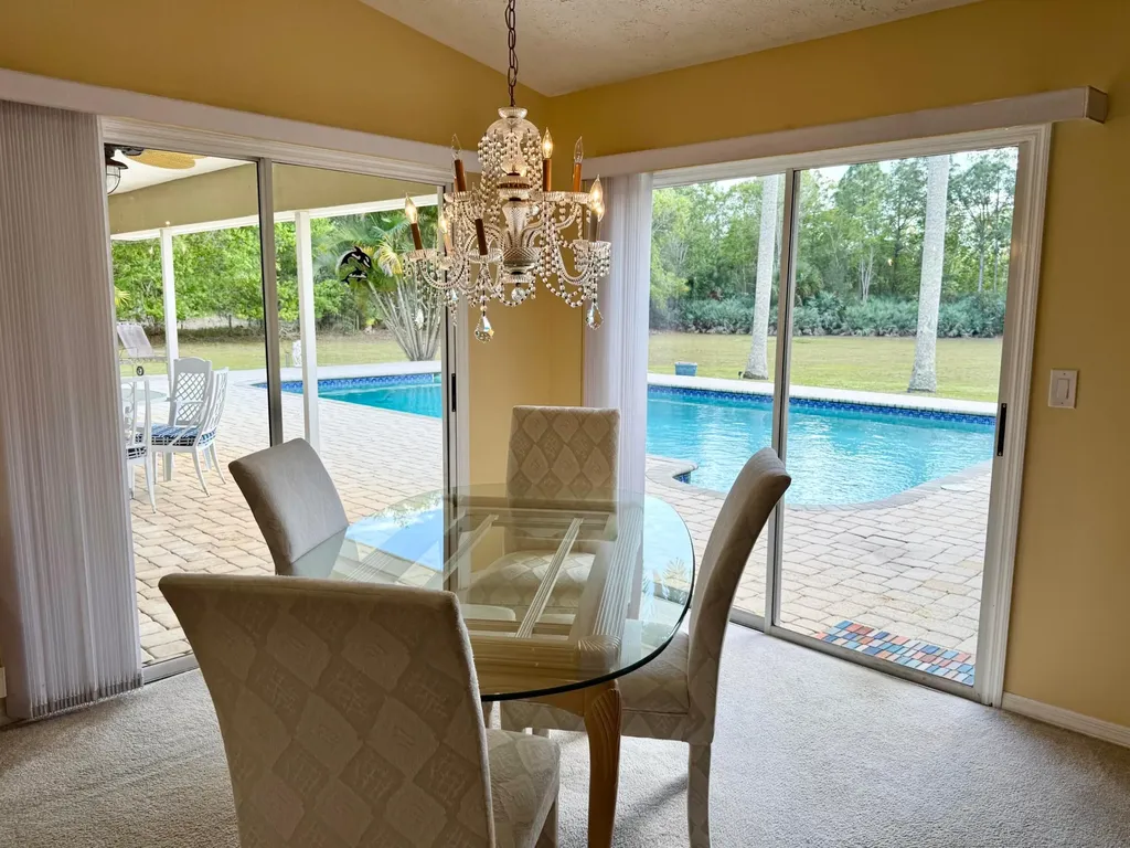 2884 SE Ranch Acres Circle Jupiter FL 33478