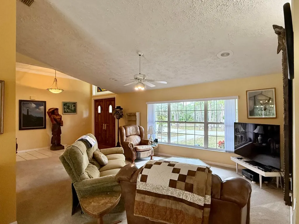 2884 SE Ranch Acres Circle Jupiter FL 33478