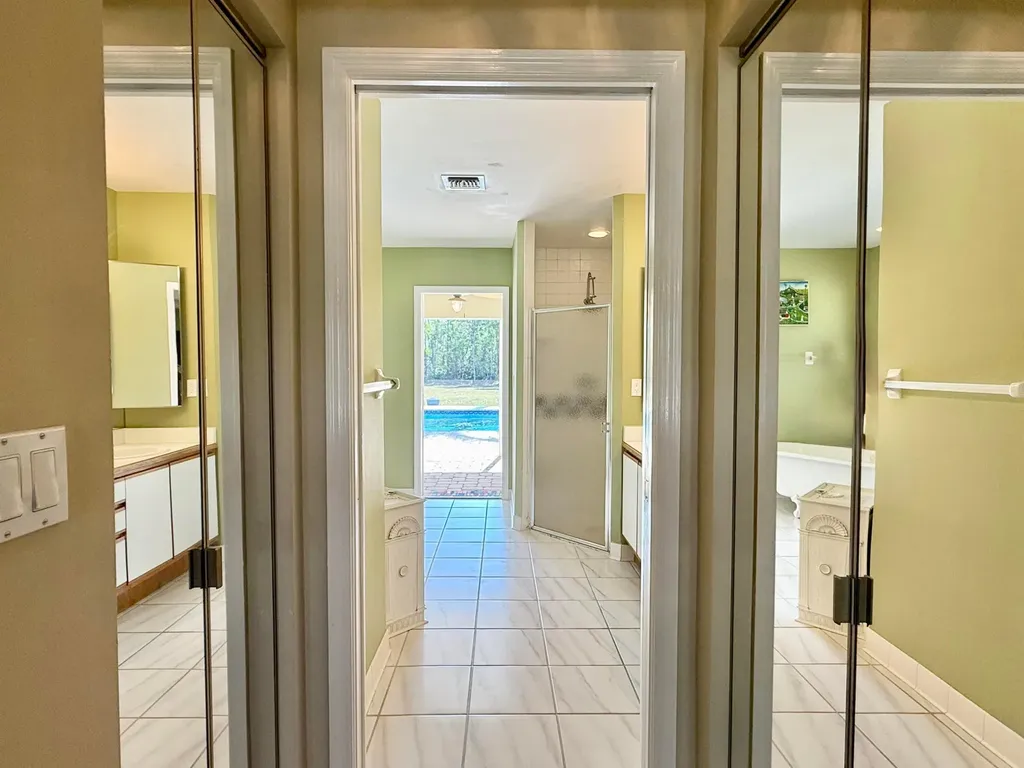 2884 SE Ranch Acres Circle Jupiter FL 33478
