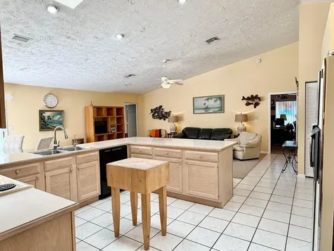 2884 SE Ranch Acres Circle Jupiter FL 33478