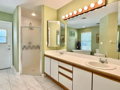2884 SE Ranch Acres Circle Jupiter FL 33478