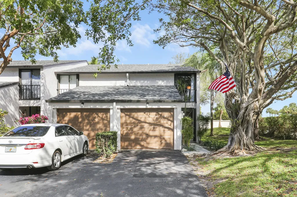 4801 NW 2nd Avenue Boca Raton FL 33431