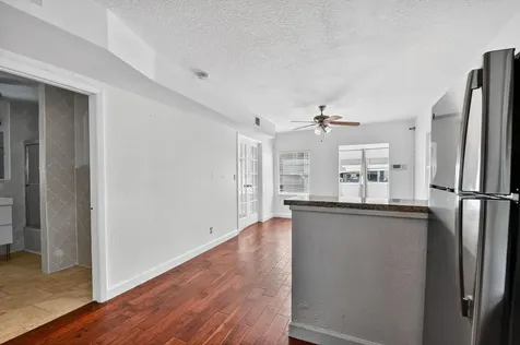 1011 W Lakewood Road West Palm Beach FL 33405