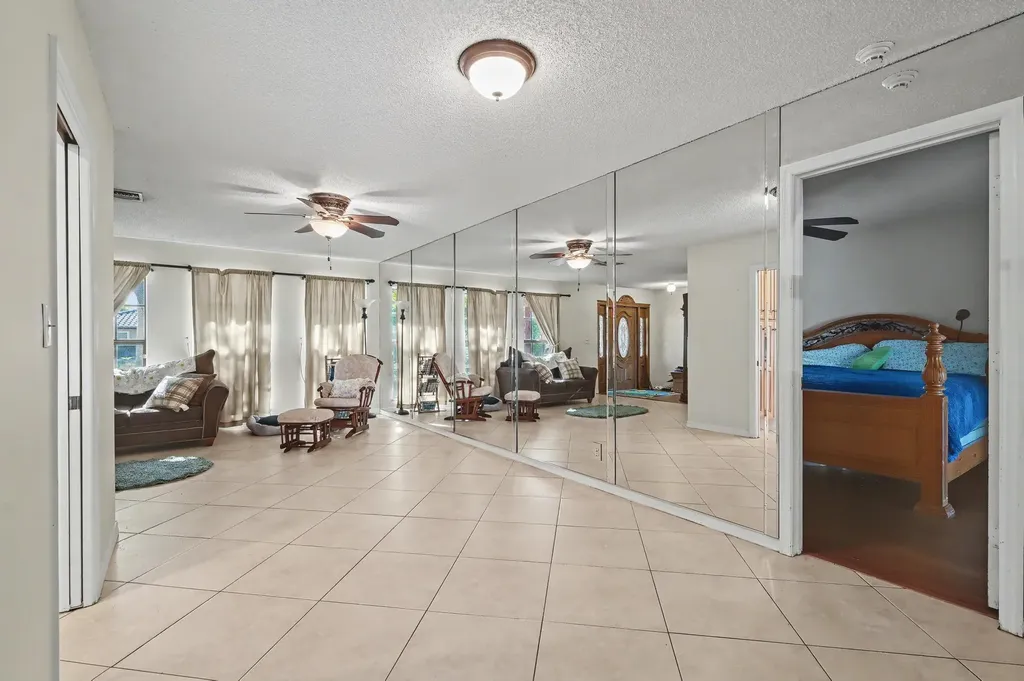 8231 NW 6th Court Coral Springs FL 33071