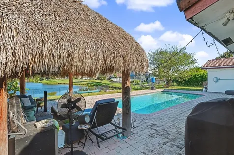 8231 NW 6th Court Coral Springs FL 33071