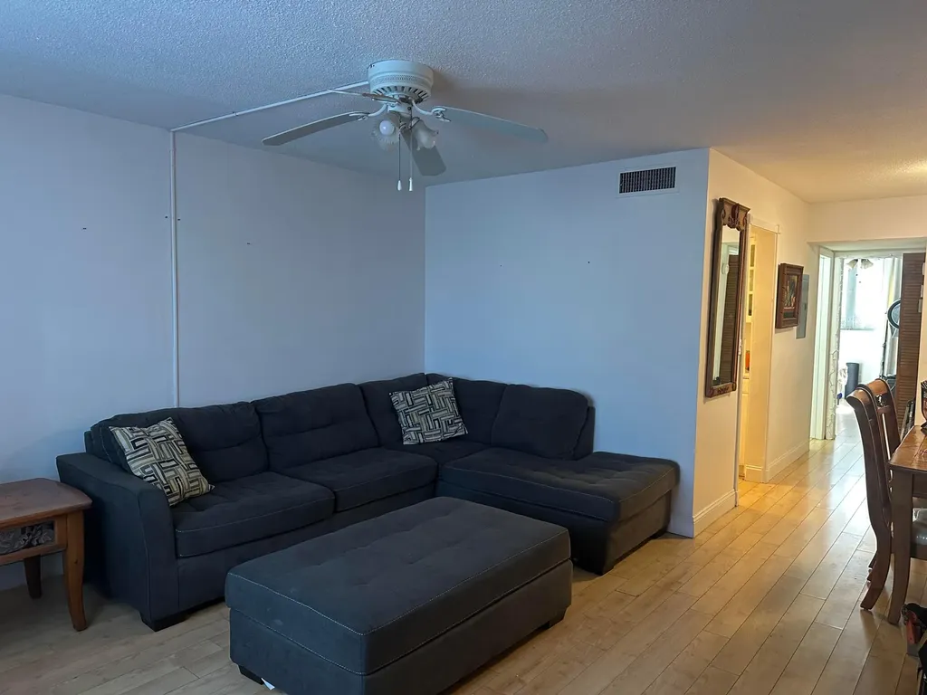 2565 S Ocean Boulevard Palm Beach FL 33480