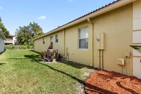 10497 Marsh Street Wellington FL 33414