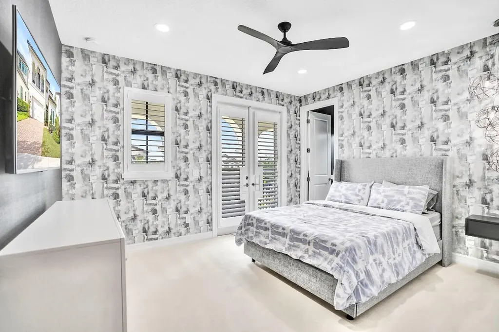 8355 Grand Prix Lane Boynton Beach FL 33472