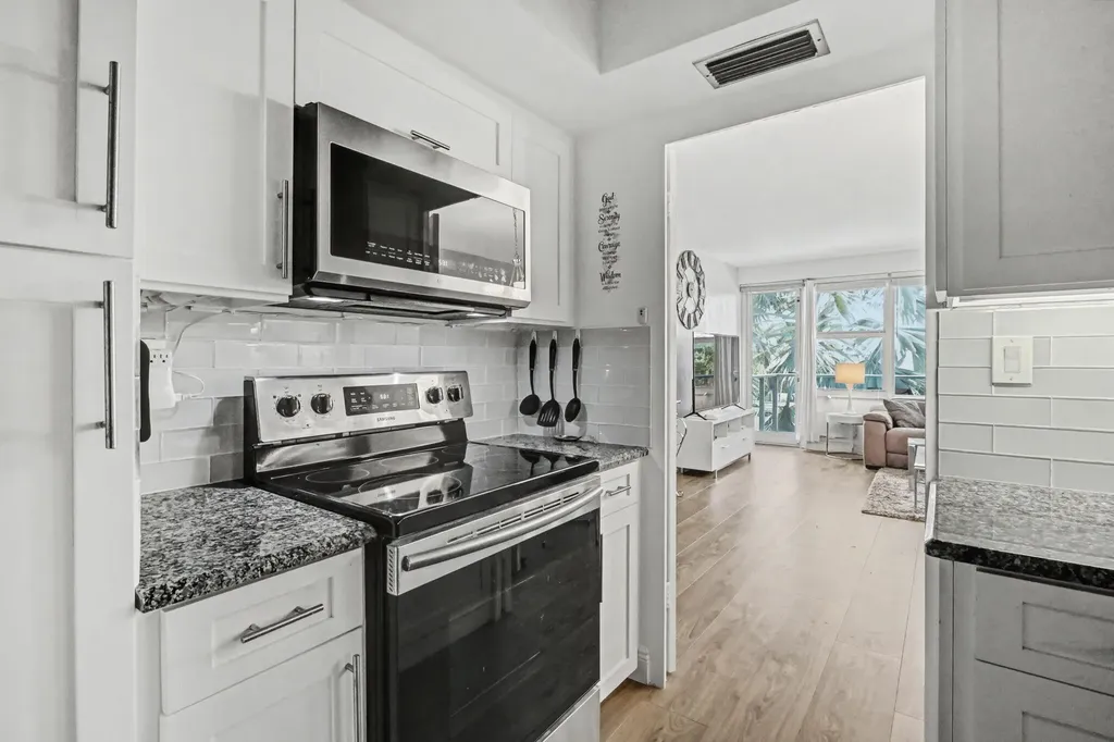 3333 NE 34th Street Fort Lauderdale FL 33308