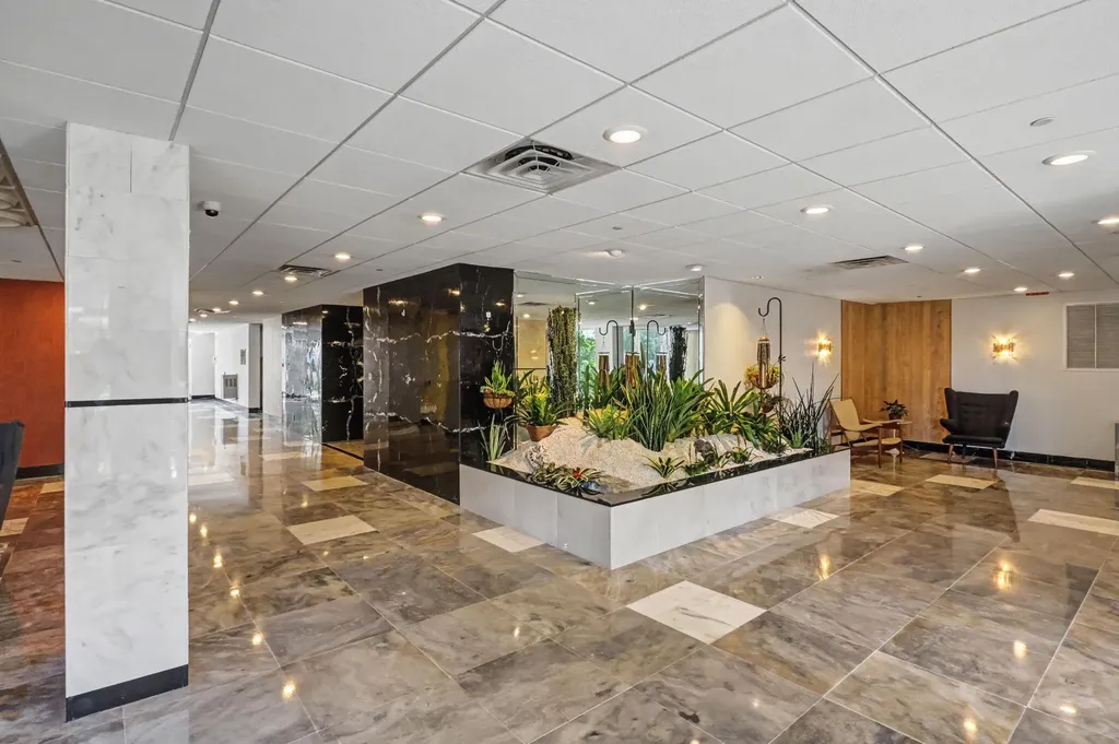3333 NE 34th Street Fort Lauderdale FL 33308