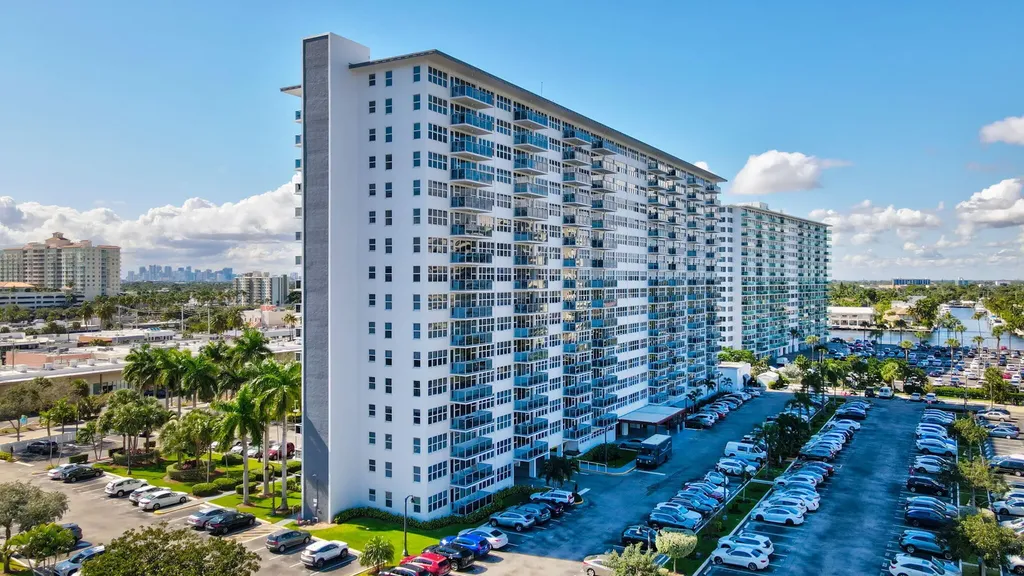 3333 NE 34th Street Fort Lauderdale FL 33308