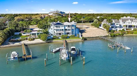 17727 SE Federal Highway Jupiter FL 33469