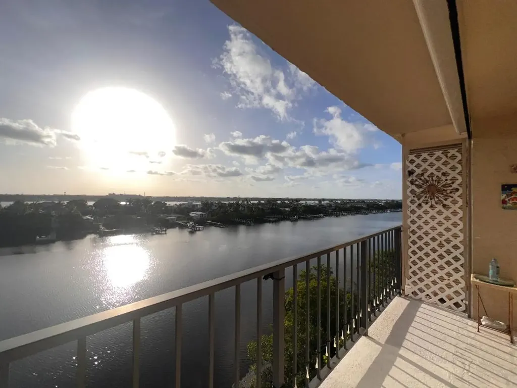 3581 S Ocean Boulevard South Palm Beach FL 33480
