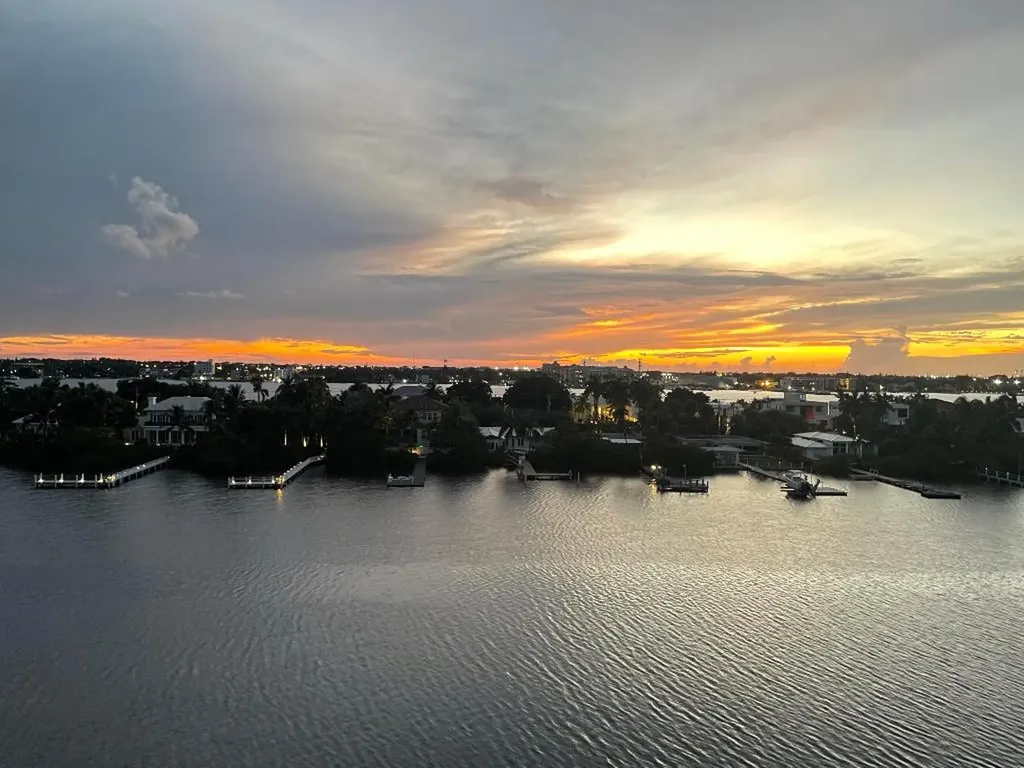 3581 S Ocean Boulevard South Palm Beach FL 33480