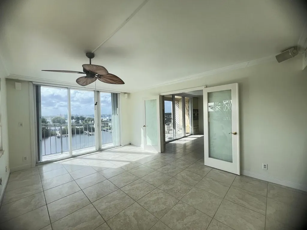 3581 S Ocean Boulevard South Palm Beach FL 33480