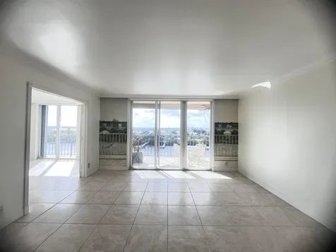 3581 S Ocean Boulevard South Palm Beach FL 33480